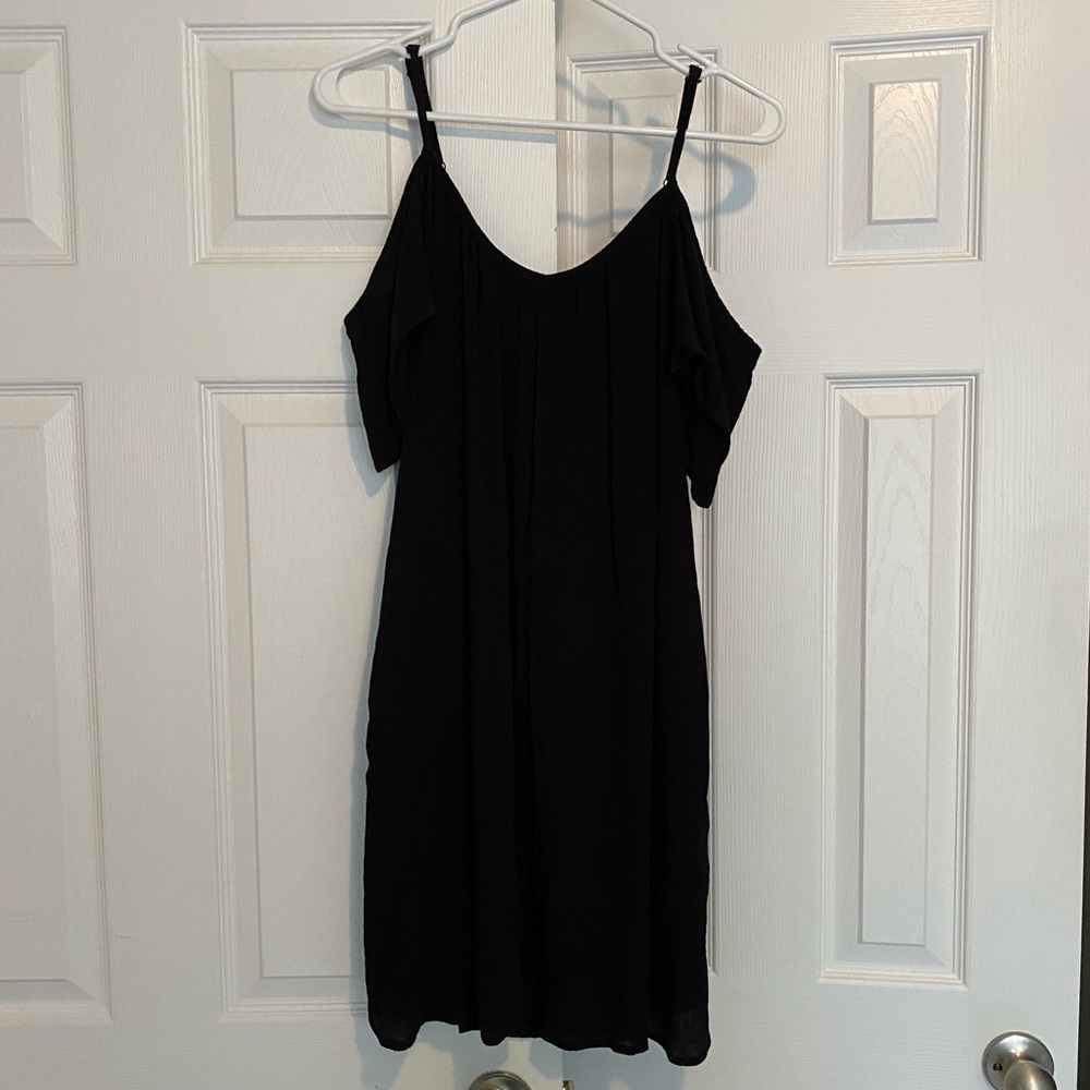Mossimo black flowy dress with cold shoulder style